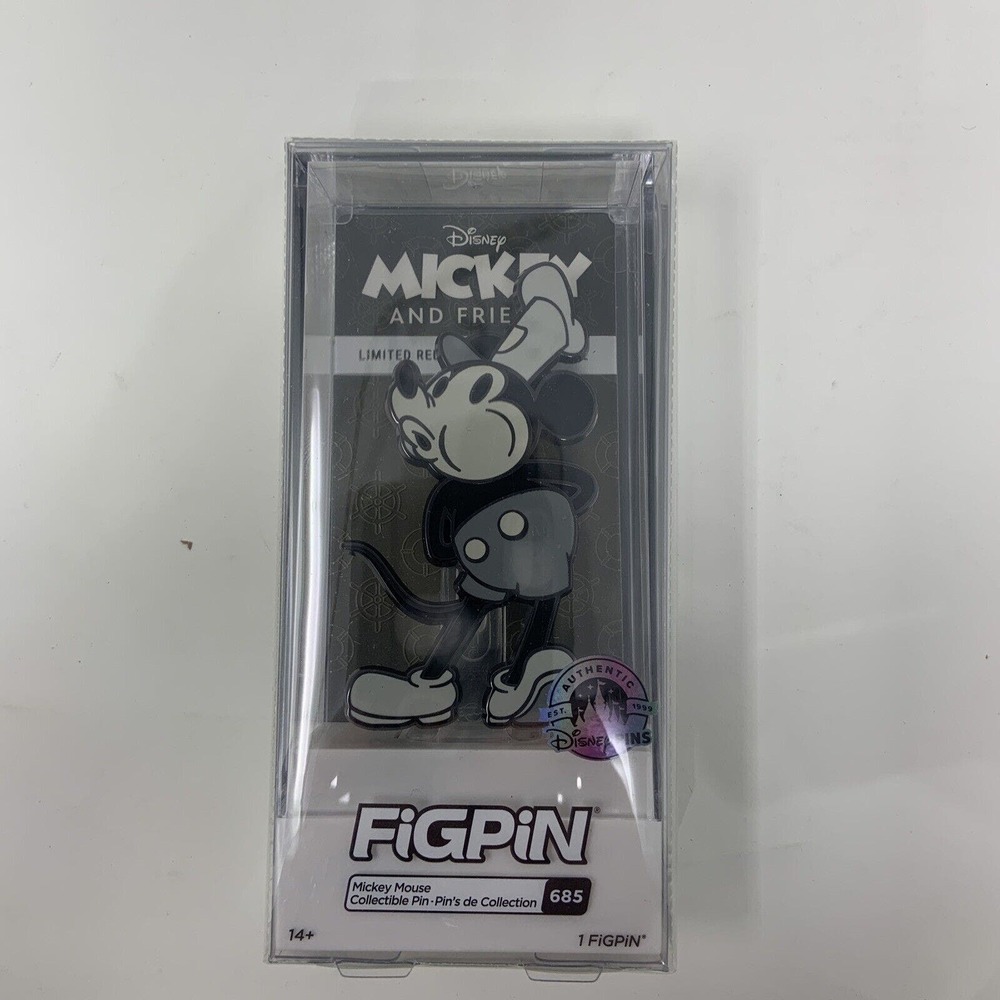 FiGPiN Disney Parks Exclusive 2022 Mickey Mouse as Steamboat Willie LR Pin #685